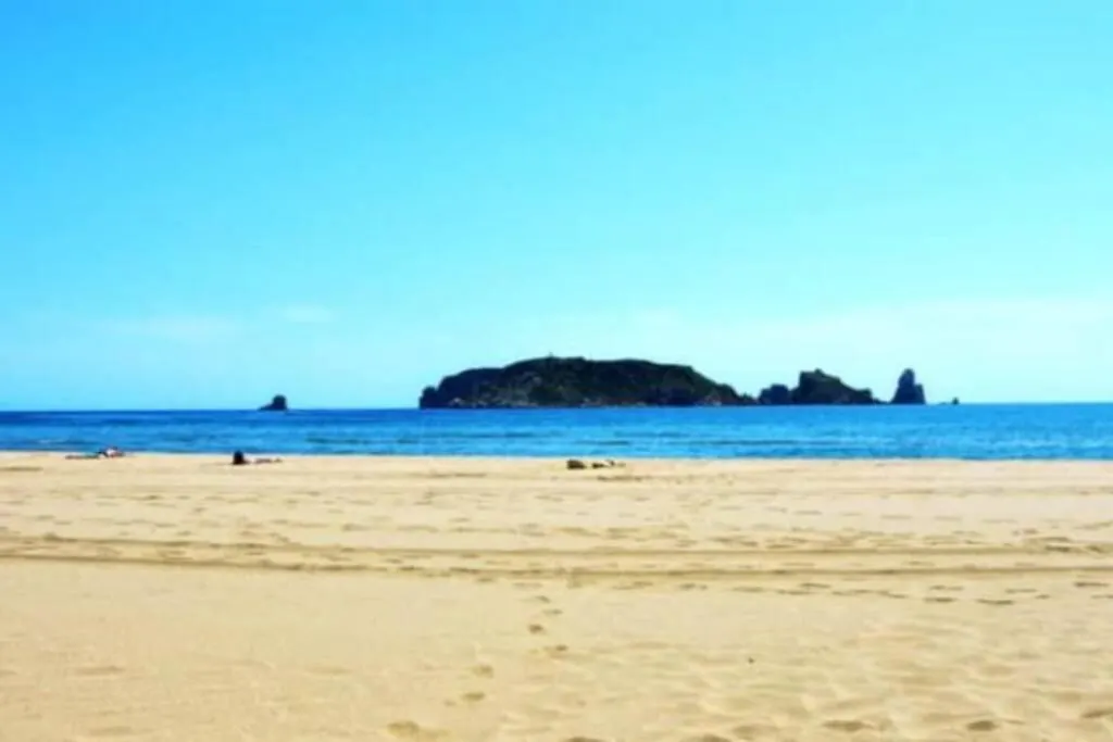 Apartamento en L'estartit a 100 metros de la playa España